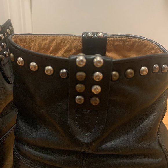 ISABEL MARANT 'CRISI' STUDDED LEATHER ANKLE BOOTS - Picture 4 of 7